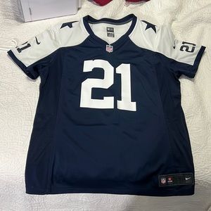 DALLAS COWBOY JERSEY